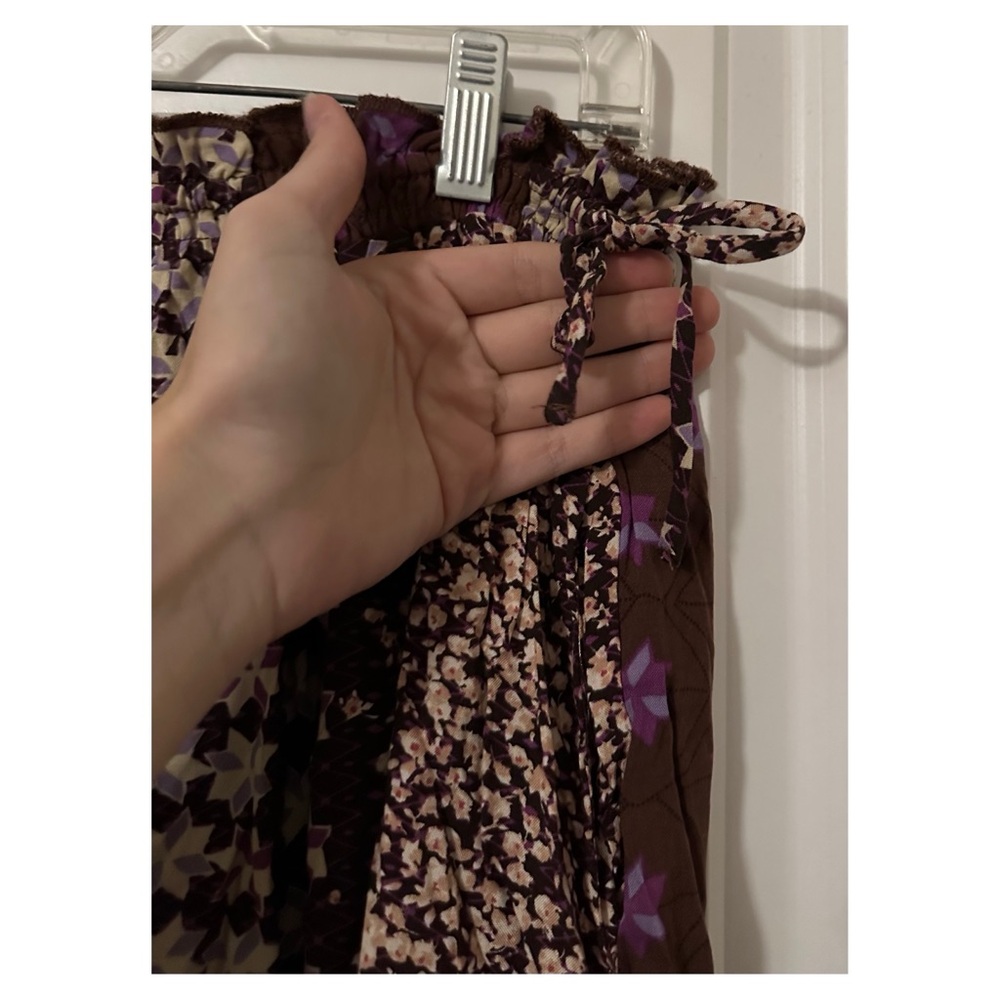 M Pants - Picture 3 of 3